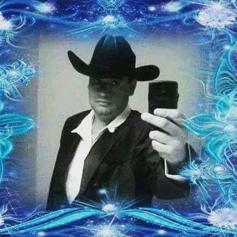 Meet your Posher, Juan